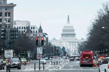 الولايات المتحدة تطالب رعاياها من 12 دولة بينهم مصر المغادرة فورًا