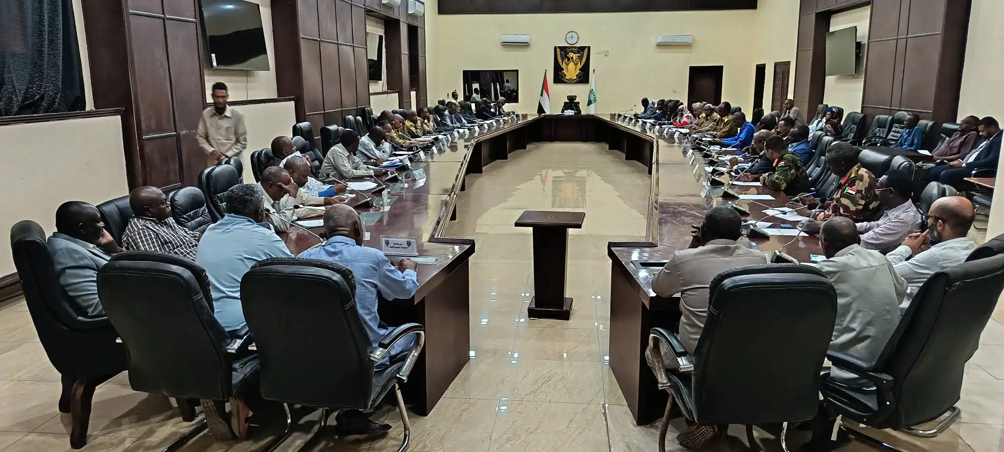 فضيحة النثريات.. وزير يقيم شهرين بالخارج وحكومة بورتسودان ترفض “حر الخرطوم”