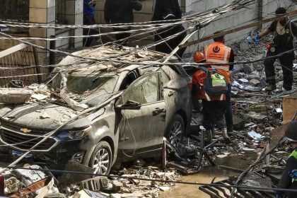 لبنان.. عشرات الضحايا جراء الضربات الإسرائيلية ونزوح الآلاف