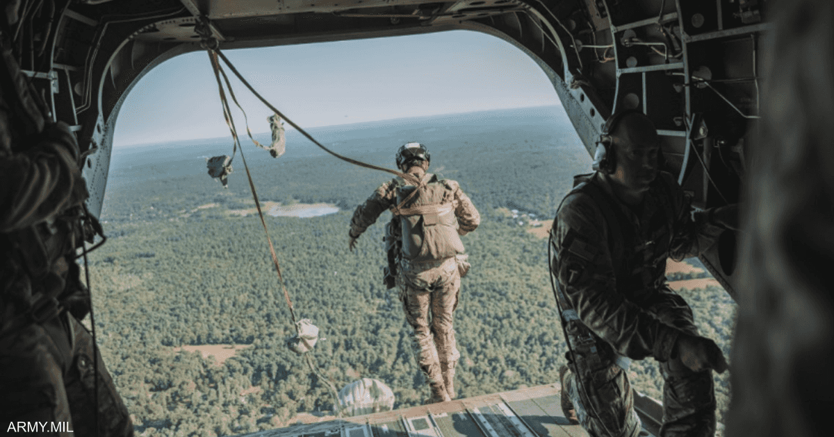 تقرير: واشنطن تدرس نشر قوات "محمولة جوا" لتدخل محتمل بإيران