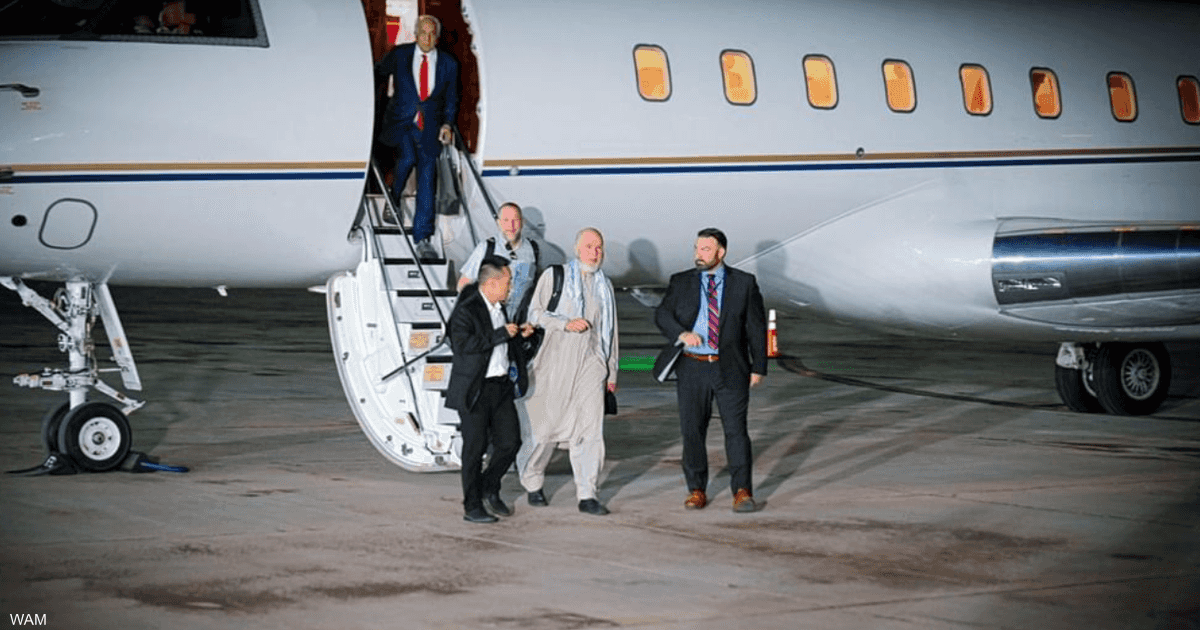 الإمارات تستضيف عملية الإفراج عن مواطن أميركي من أفغانستان