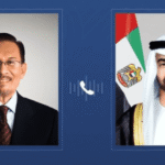 محمد بن زايد ورئيس وزراء ماليزيا يبحثان التطورات في المنطقة