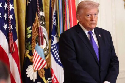 تقرير: ترامب منفتح على دعم الجماعات المسلحة في إيران