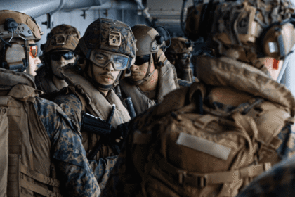 وصول 3500 من قوات المارينز إلى الشرق الأوسط