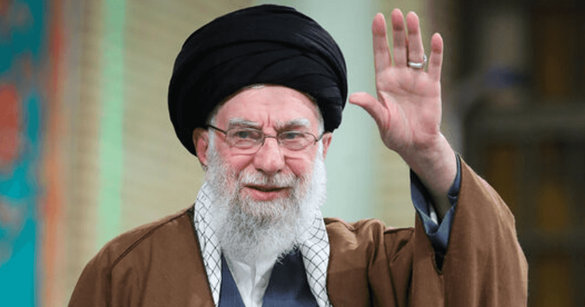 عاجلترامب يعلن رسميا مقتل المرشد الإيراني علي خامنئي