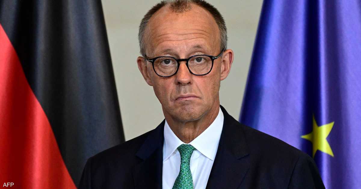 ميرتس يرفض تهديدات ترامب بقطع العلاقات الاقتصادية مع إسبانيا