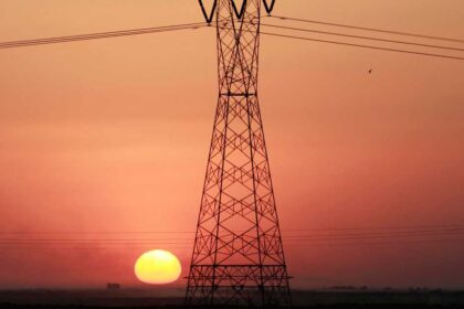 انقطاع كامل للتيار الكهربائي في جميع أنحاء العراق