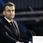 ماكرون: حزب الله يعرض المنطقة بأسرها للخطر