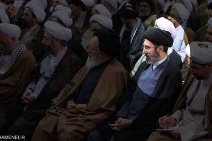 البيت الأبيض: الاستخبارات تتابع مجتبي خامنئي