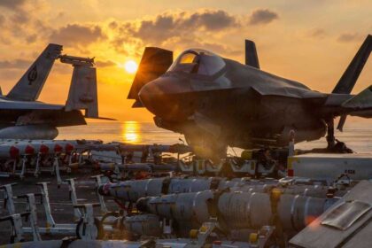 12 دولة تسعى للتوسط لوقف حرب إيران