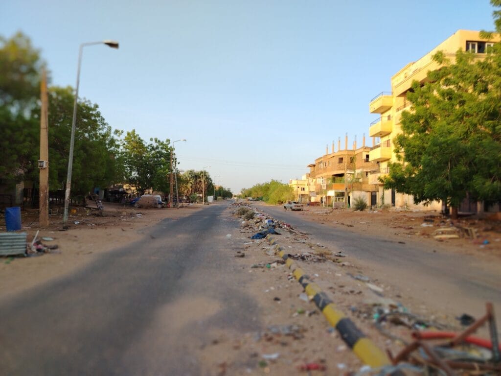 كشف اسباب عدم عودة سكان حي العمارات في الخرطوم