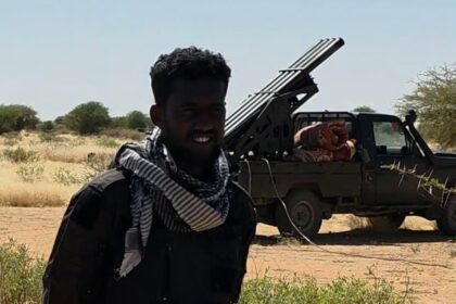 تفاصيل غنائم بارا .. استلام وتدمير 278 عربة