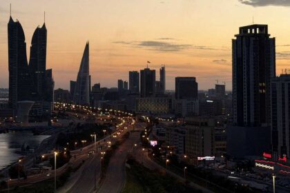 قطر تدين هجوما إيرانيا على مبان في البحرين تضم قوات قطرية