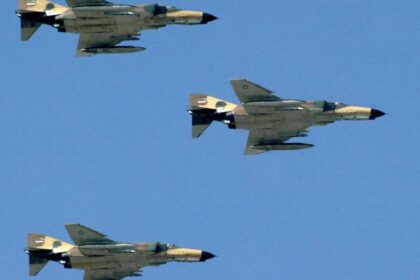 تقرير: إيران تحارب إف 35 بطائرات قديمة من "المتحف"