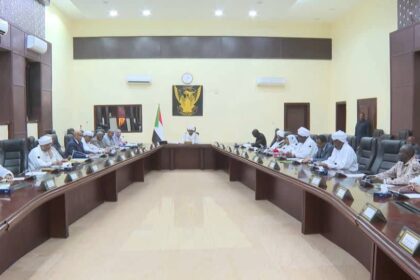 مجلس الوزراء يطمئن على موقف الكهرباء والوقود في البلاد