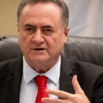 كاتس للرئيس اللبناني: تحركوا قبل أن نفعل المزيد