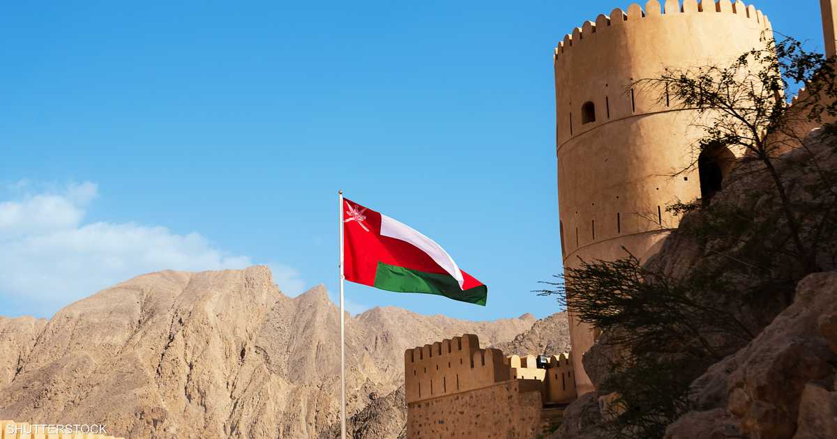 مسقط: إصابة 4 باستهداف ناقلة نفط قبالة سواحل عُمان