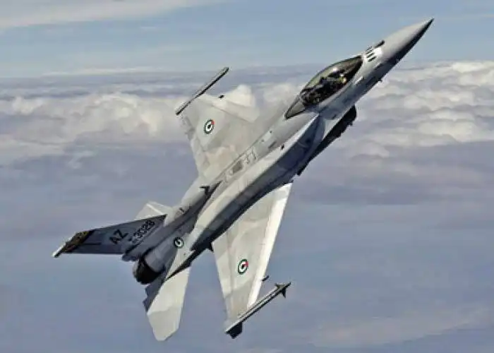 الإمارات تدخل الحرب رسميا وتوجه أول ضربة لإيران