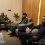 البرهان يبلغ موسى هلال موقف القوات المسلحة