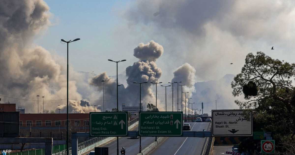إسرائيل تعلن بدء ضربات واسعة على طهران وأصفهان وجنوب إيران