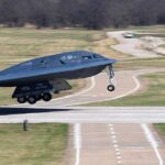 أكسيوس: قاذفات "بي2" دمرت منصات صواريخ داخل كهوف في إيران