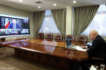 عون يقترح مفاوضات مباشرة بين لبنان وإسرائيل برعاية دولية