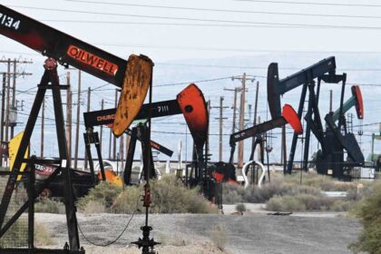 كم حجم احتياطي النفط الذي تحتفظ به مجموعة السبع للطوارئ؟