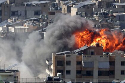 لبنان ينزف.. 486 قتيلا في أسبوع من الغارات الإسرائيلية