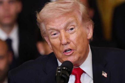 ترامب: إيران تمتلك صواريخ "توماهوك" الأميركية