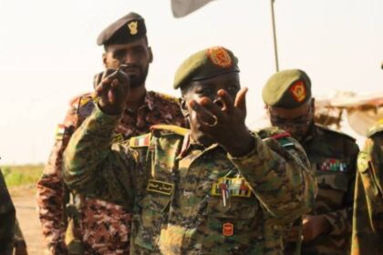 قيادة الفرقة 18 مشاة كوستي تدعو المواطنين إلى الحذر