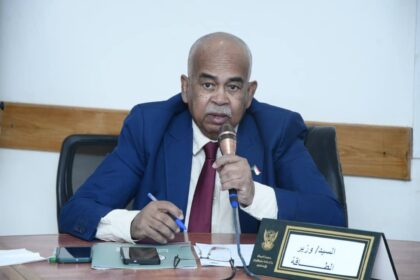 وزير الطاقة: احتياطي البنزين يكفي البلاد لمدة 16 يومًا والجازولين لمدة 21 يومًا