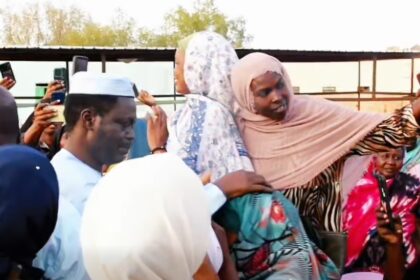 مناوي يكشف عن مشهد يثقل القلب ويؤلم الضمير