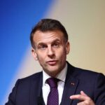 ماكرون: حزب الله ارتكب خطأ بجرّ لبنان إلى مواجهة مع إسرائيل