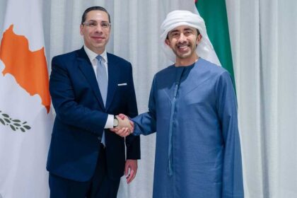 عبد الله بن زايد يستقبل وزير خارجية قبرص