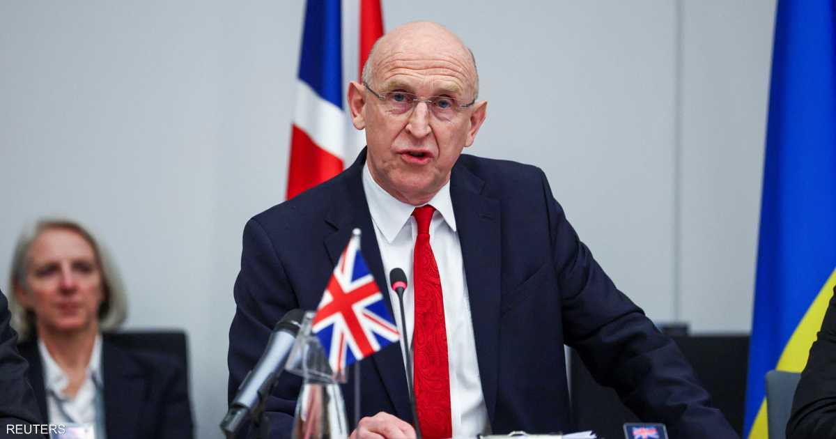 وزير بريطاني يلمح إلى تدخل روسي في استخدام إيران للمسيّرات