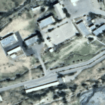 قبل وبعد.. صور فضائية تظهر أضرارا في قاعدة خورغو الإيرانية