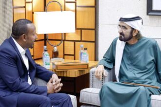 محمد بن راشد وآبي أحمد يبحثان التعاون والتطورات الإقليمية