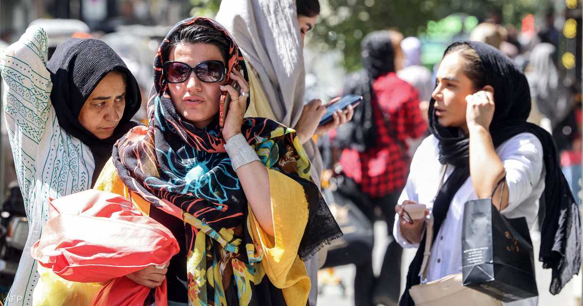 كيف يكسر الإيرانيون قيود النظام على الإنترنت؟