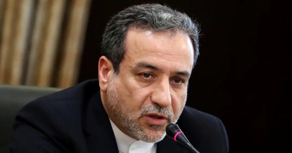 وزير الخارجية الإيراني يكشف حقيقة إصابة المرشد الإيراني الجديد