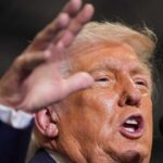 ترامب: دمرنا معظم جزيرة خرج وقد نشن ضربات جديدة