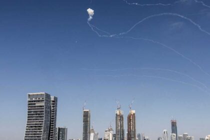 تقرير: إسرائيل تواجه نقصا حادا في الصواريخ الاعتراضية