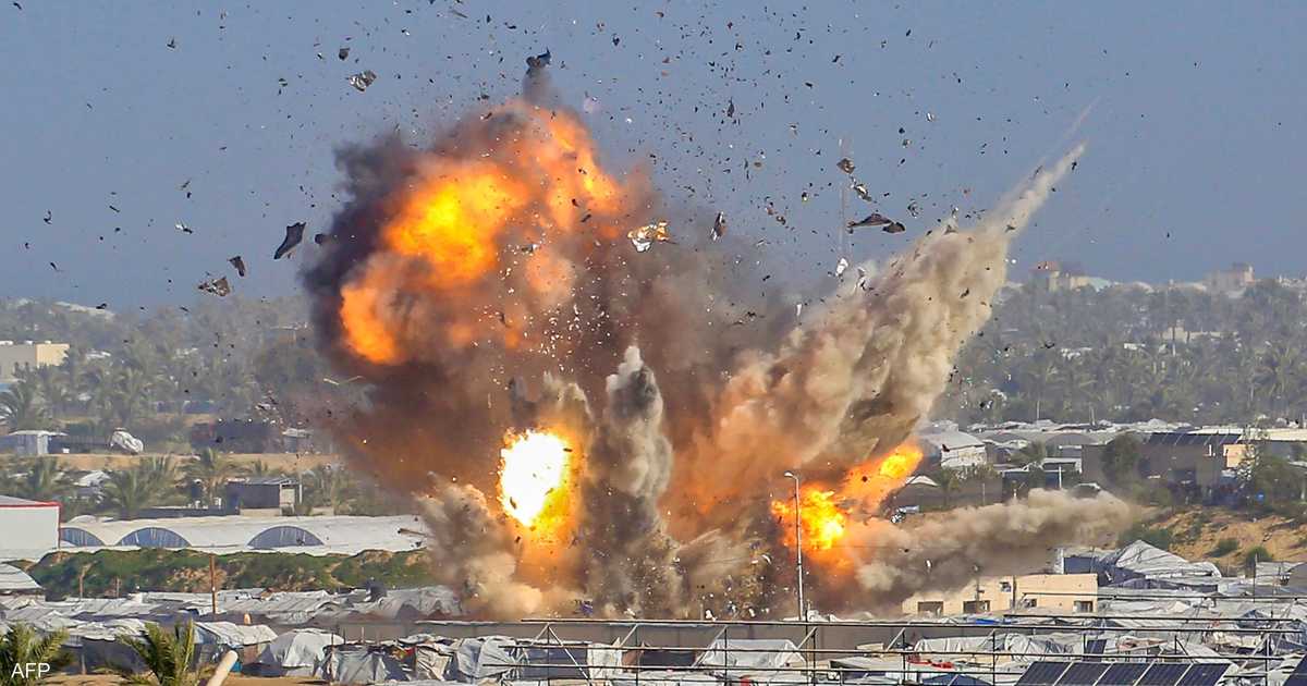 مقتل 4 فلسطينيين بقصف إسرائيلي على وسط وجنوب قطاع غزة