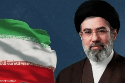 أول رسالة من المرشد الإيراني الجديد مجتبى خامنئي