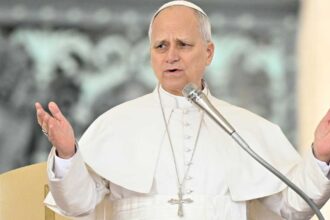 بابا الفاتيكان يطالب بوقف إطلاق النار في الشرق الأوسط