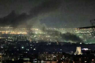 موجة ضربات إسرائيلية تستهدف البنية التحتية غرب إيران