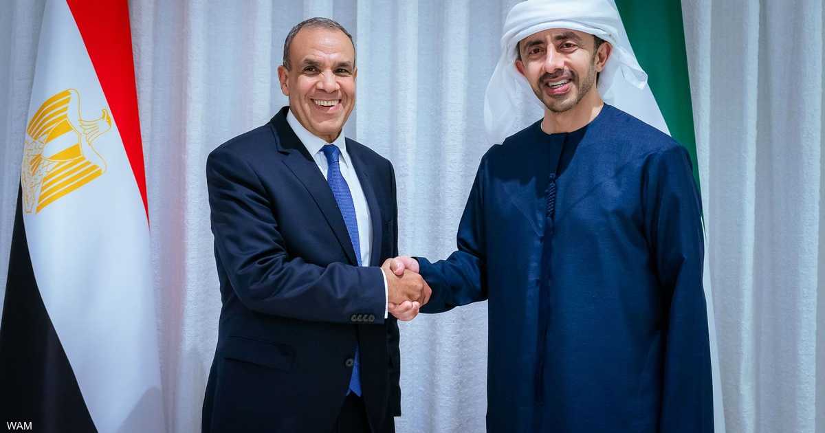 وزيرا خارجية الإمارات ومصر يبحثان اعتداءات إيران الصاروخية