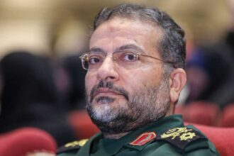 الجيش الإسرائيلي يعلن مقتل قائد الباسيج الإيراني