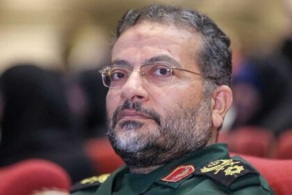 الجيش الإسرائيلي يعلن مقتل قائد الباسيج الإيراني