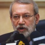 خاصما بعد لاريجاني.. هل دخلت إيران مرحلة العدّ التنازلي؟