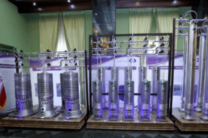 أكسيوس: ترامب يرفض نقل اليورانيوم الإيراني إلى روسيا